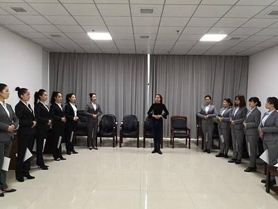 政府會(huì)議服務(wù)禮儀培訓(xùn)內(nèi)容